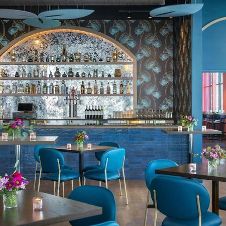 ホテル Moxy Madison Downtown エクステリア 写真