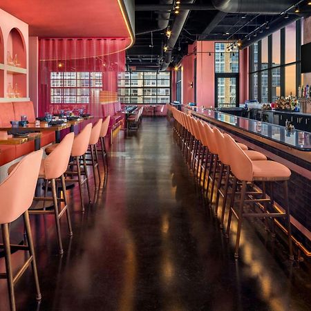 ホテル Moxy Madison Downtown エクステリア 写真