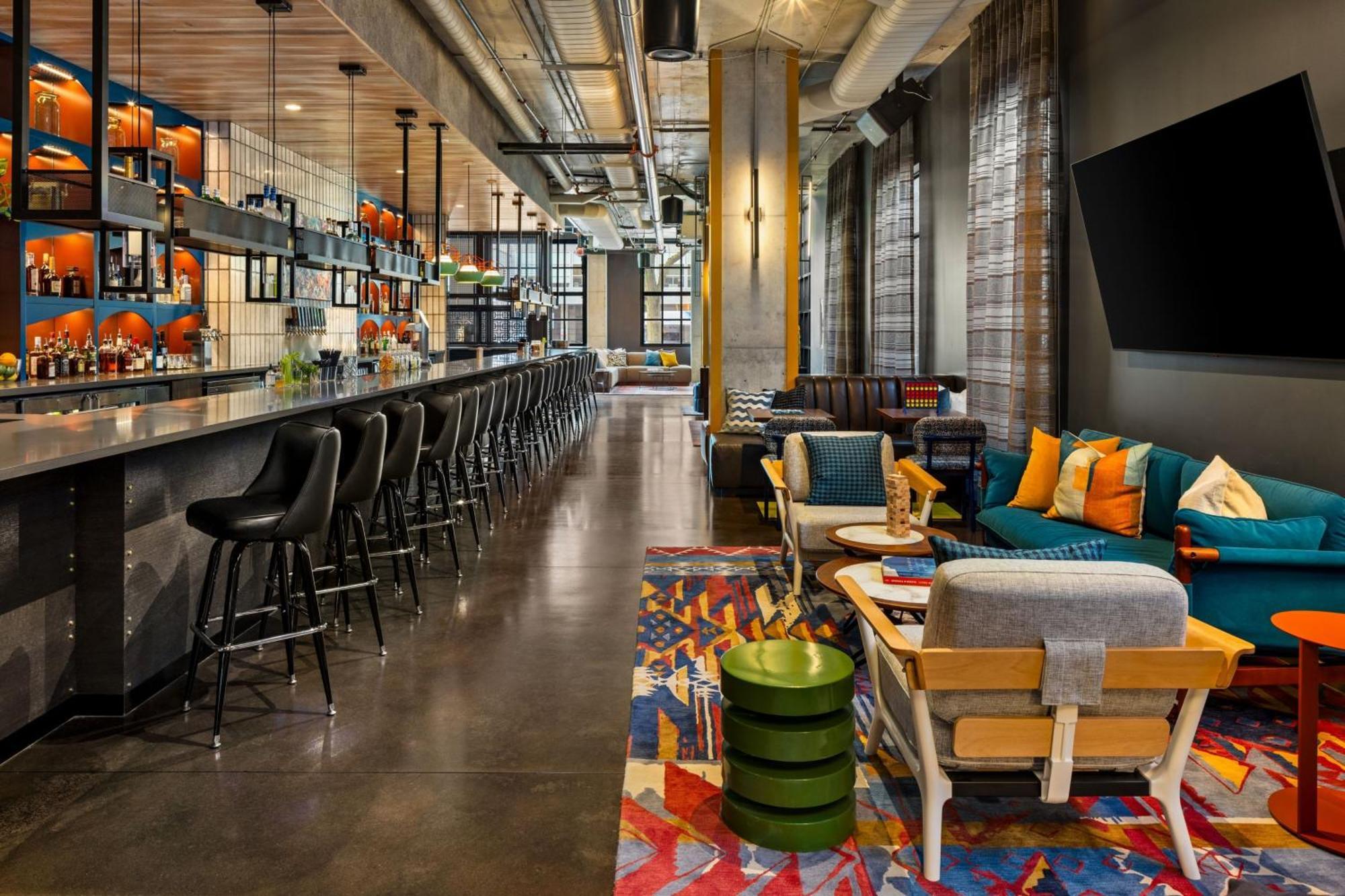 ホテル Moxy Madison Downtown エクステリア 写真