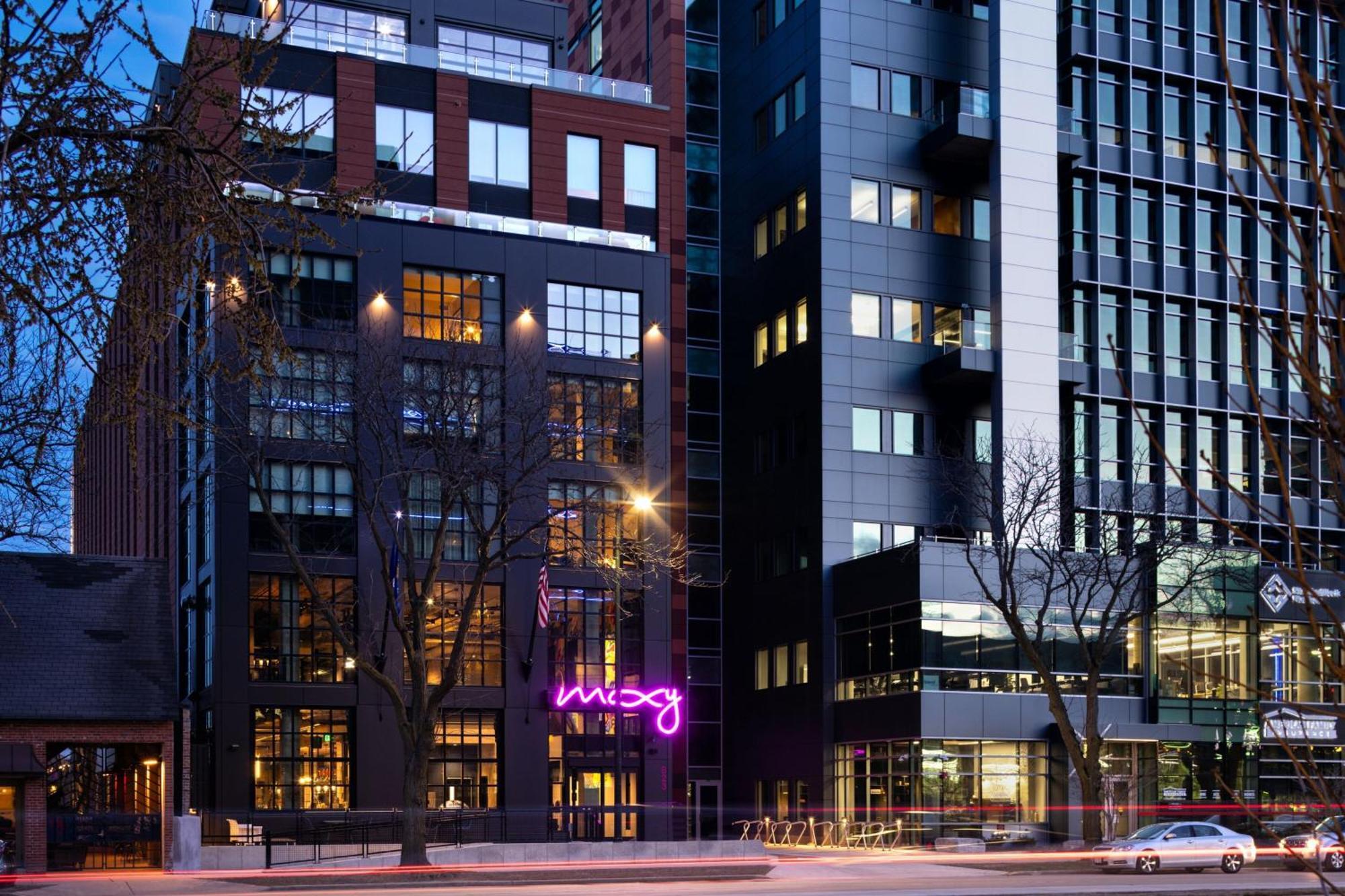 ホテル Moxy Madison Downtown エクステリア 写真